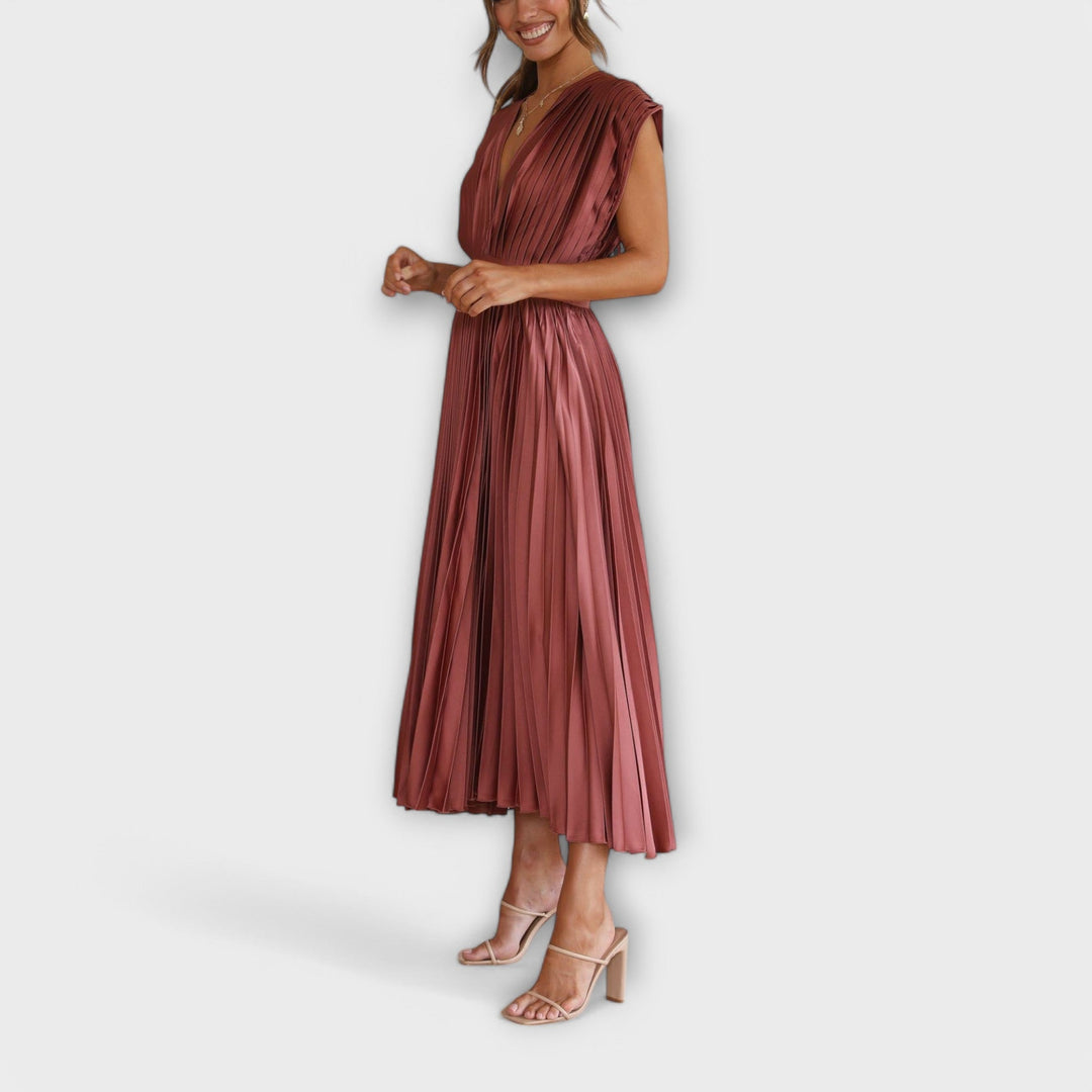 Maria | Elegant Pleated Midi Dress